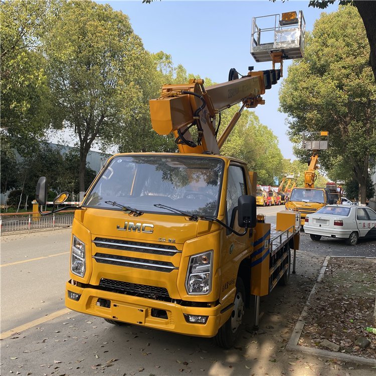 全新23米高空作業(yè)車亮相 園林綠化修剪新利器，可工廠定制改裝現(xiàn)代救護(hù)車型